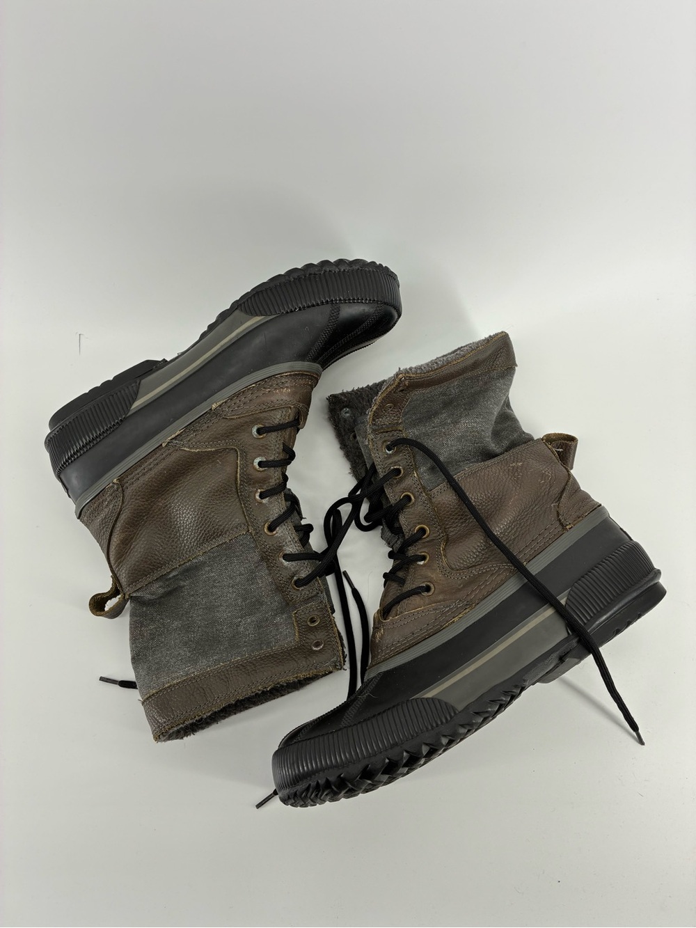 Men's Brown and Gray Lace-Up Utility Boots